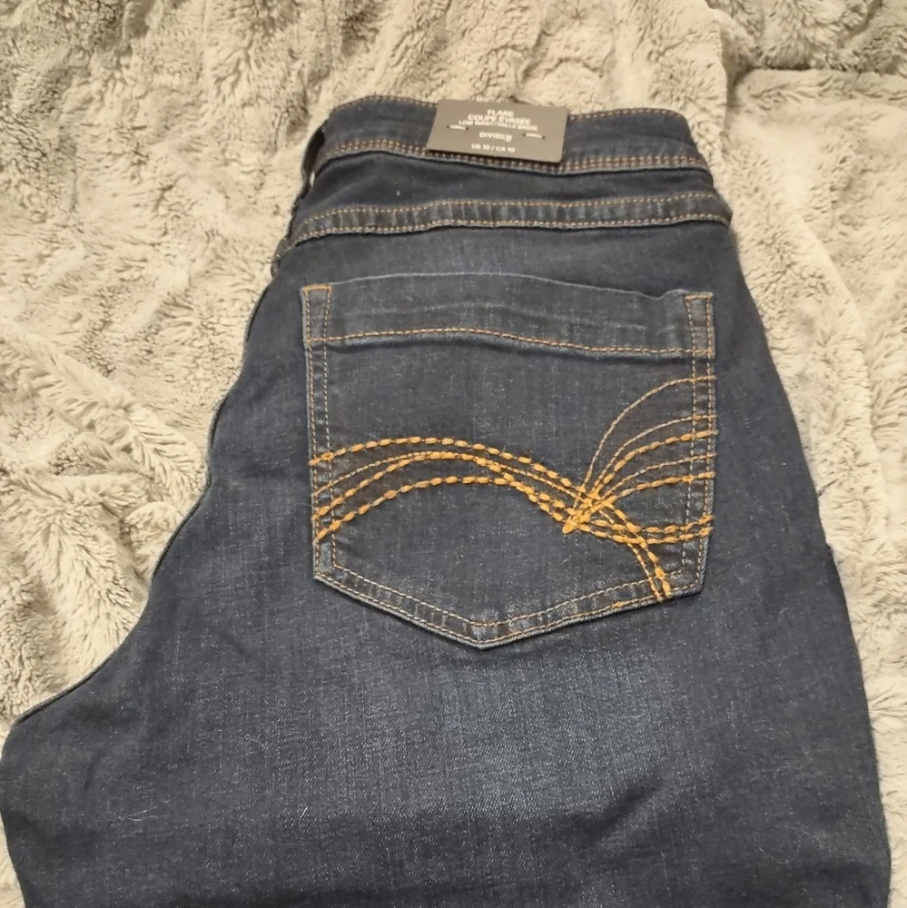NWT Dividend‎ Flare Low Waist Jeans size 10 Dark Blue
